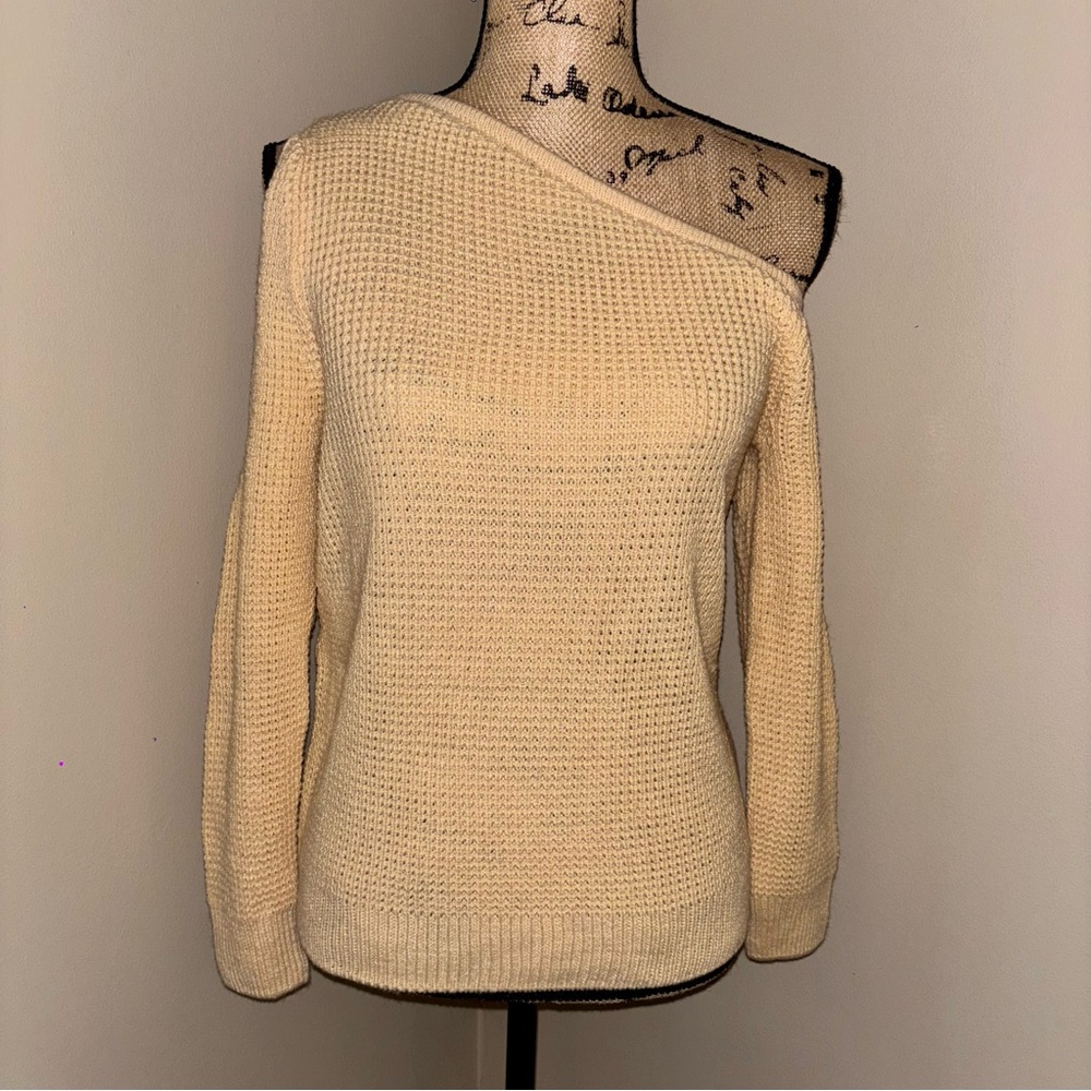 Cream/ Yellow Off-Shoulder Sweater